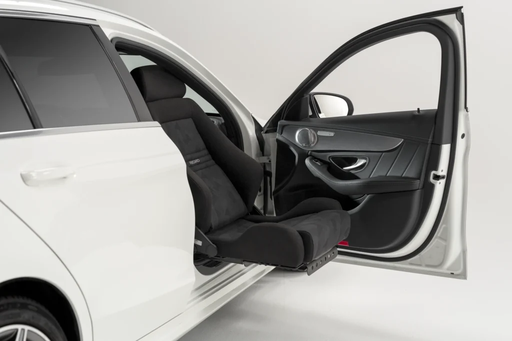 elevadores-de-asiento-para-coches-de-discapacitados-4