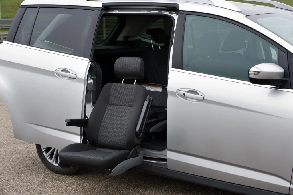 elevadores-de-asiento-para-coches-de-discapacitados-2