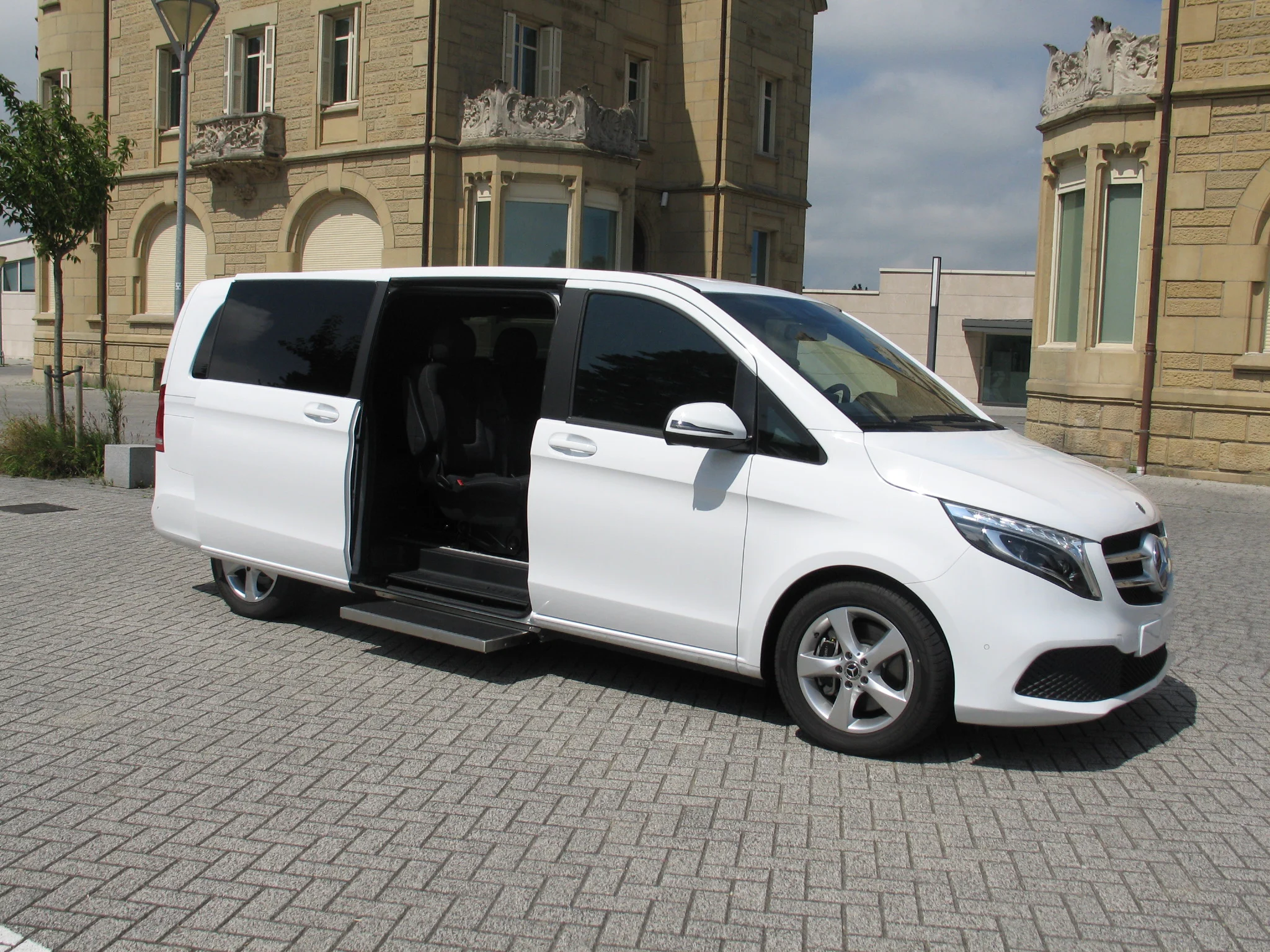 peldaño-de-acceso-al-vehiculo-3